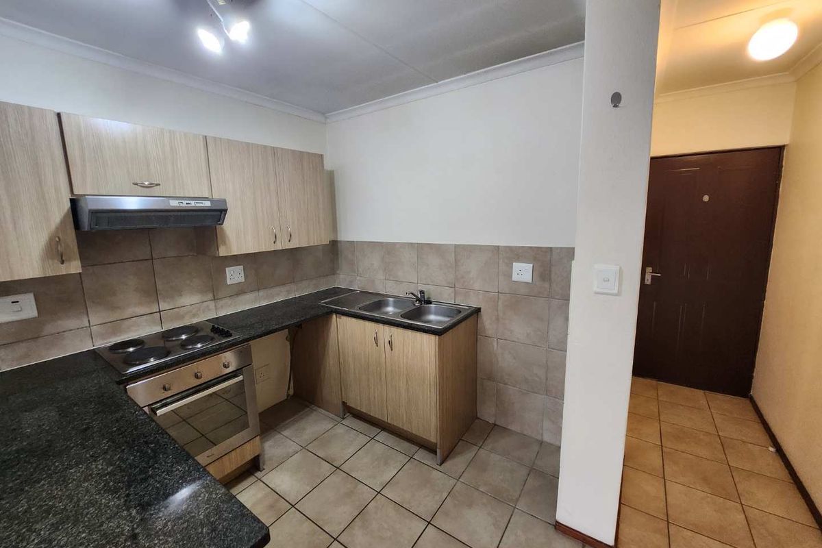 2 Bed 1 Bath, 1st Floor Apartment to Rent - Photo 2