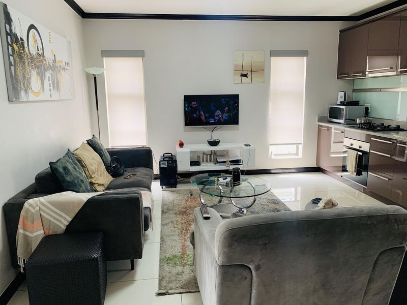 Modern 1-Bed Apartment in Palm View Estate - Photo 6