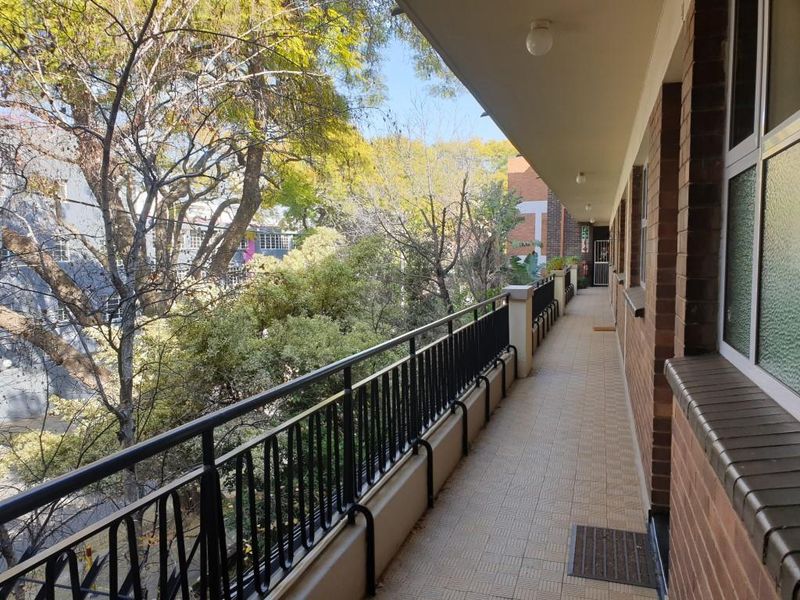 1 BEDROOM APARTMENT FOR SALE IN ROSEBANK - Photo 8