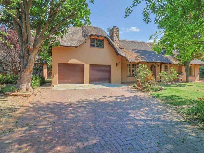 Perfect for Families, Professionals, or Investors! - Photo 4