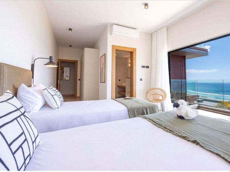 Ultimate Luxury Living - Where Prestige Meets Paradise. - Photo 5