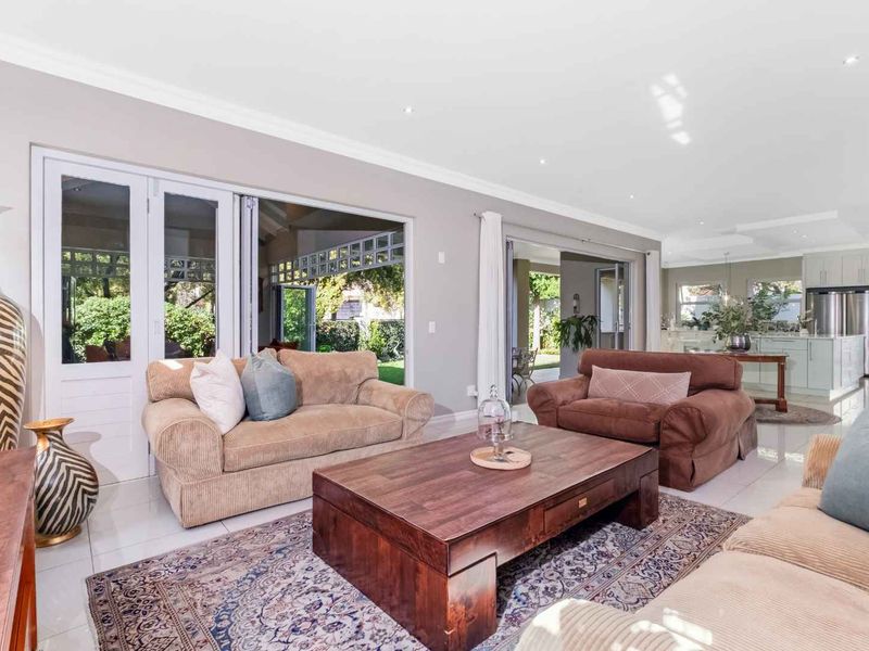 LOOKING FOR YOUR METICULOUSLY CARED FOR DREAM HOME TO ACCOMMODATE YOUR FAMILY? - Photo 7