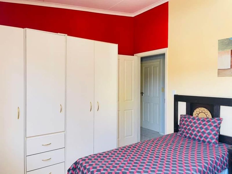 Furnished Guesthouse for sale in Walvisbay, Narraville - Photo 5