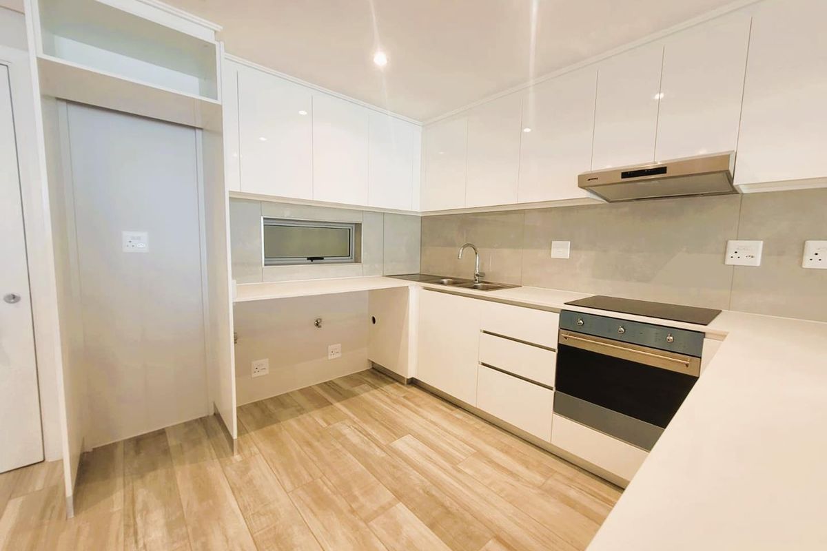 Stylish, 2 Bedroom Apartment uMhlanga Oceans Residences - Photo 5