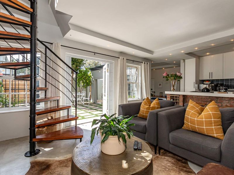 A MODERN DESIGN MASTERPIECE - Photo 9