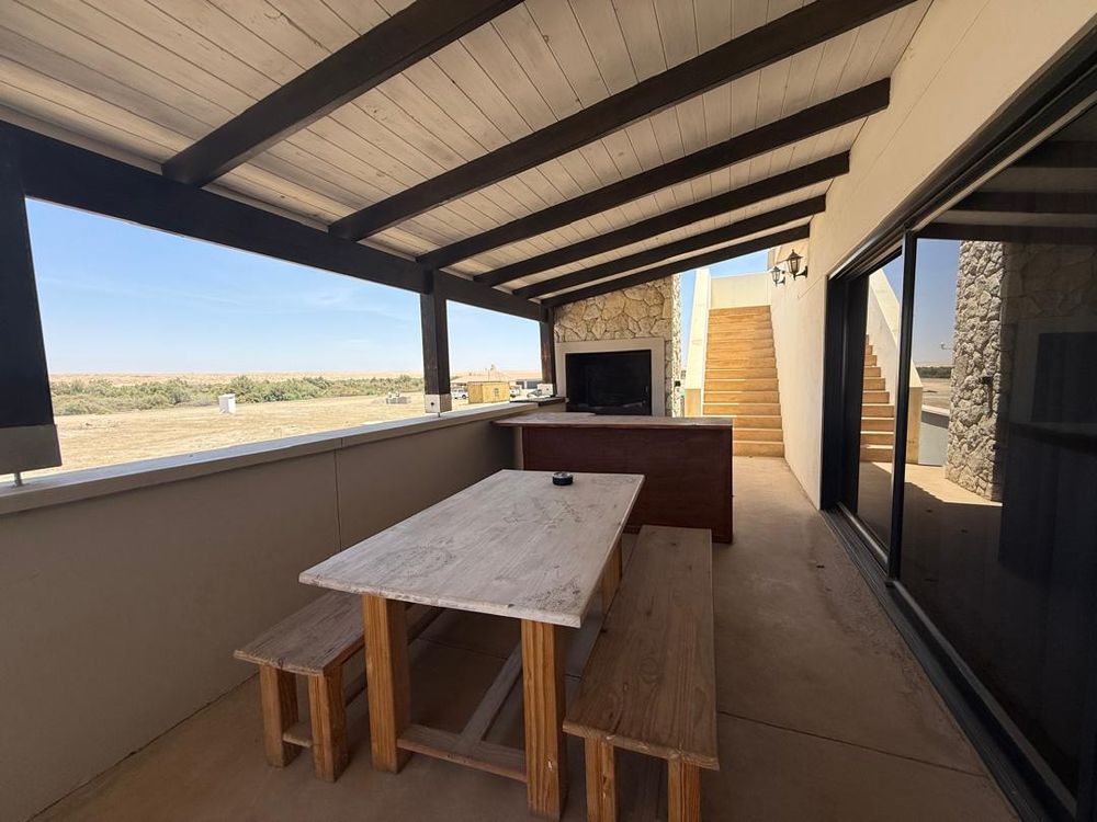 Second stoep with another outdoor BBQ 