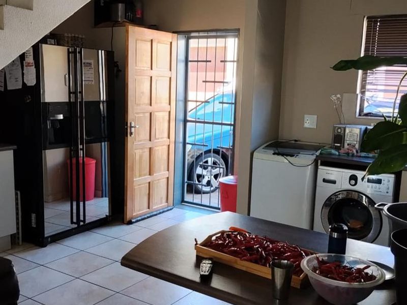 ROCKY CREST - FOR SALE - Photo 3