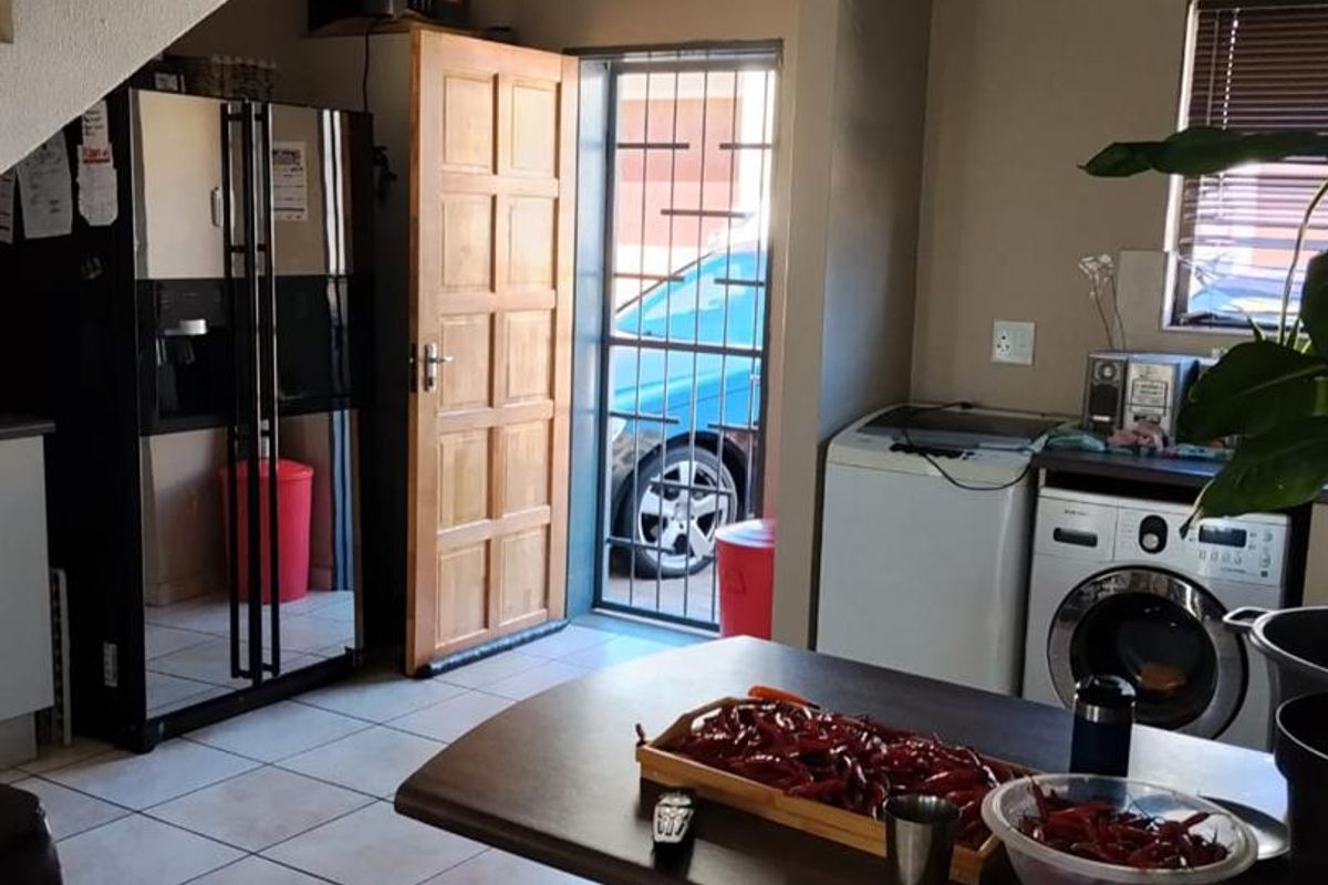 ROCKY CREST - FOR SALE - Photo 3