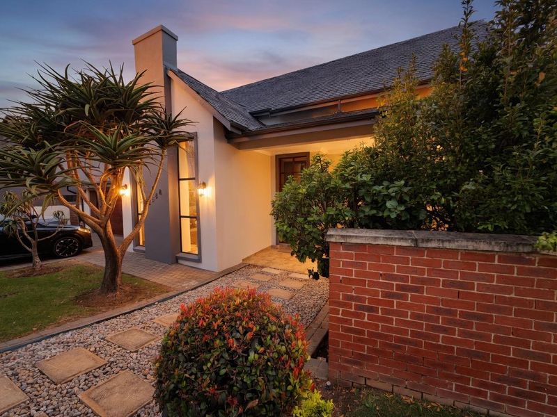 Fully Furnished Five Bedroom Home in Waterfall Country Village Estate - Photo 3