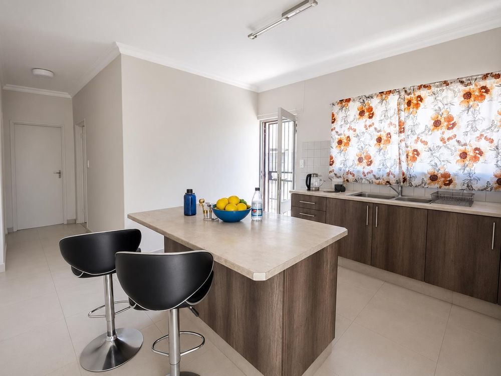 unit 1 - 2 Open plan kitchen 