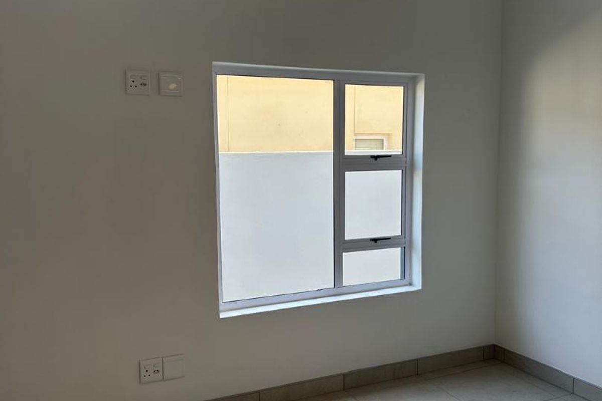 🏡 BRAND-NEW MODERN HOME FOR SALE – SEA VIEW | SWAKOPMUND | NEAR PLATZ AM MEER - Photo 3