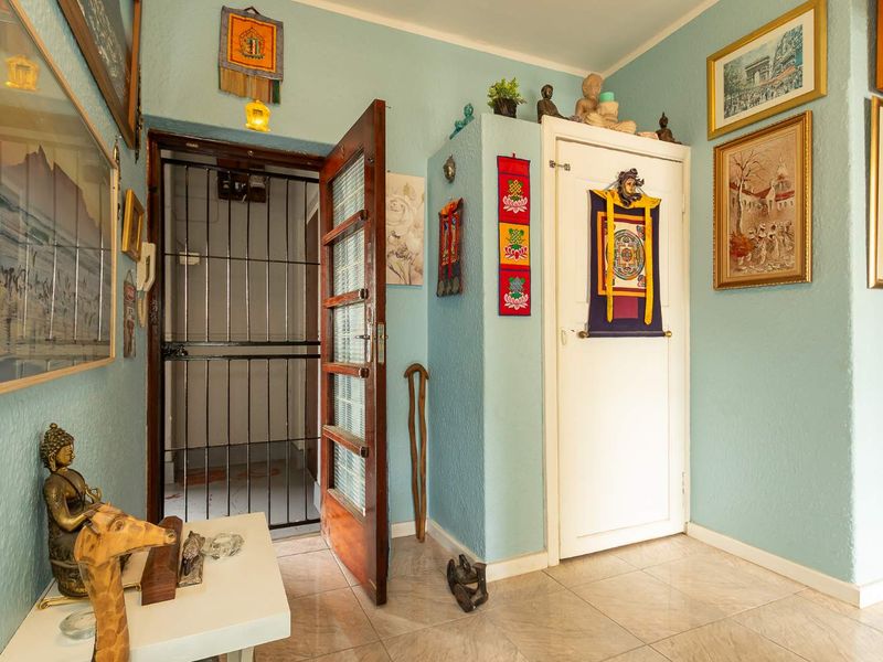 Neat Ground Floor 2-bed in a peaceful Kenilworth spot - Photo 4