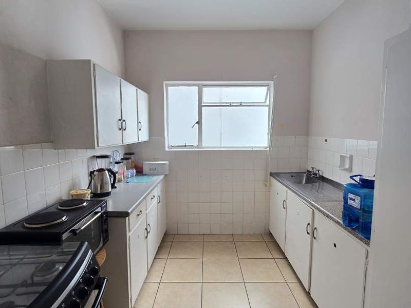 Spacious 2-Bedroom Apartment to Rent – Newton Park - Photo 7