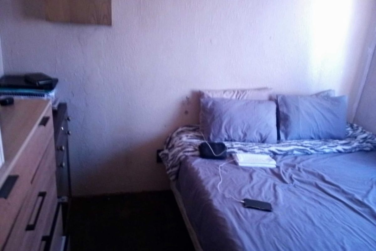 Quiet Street Living: Perfect for New Beginnings! - Photo 5