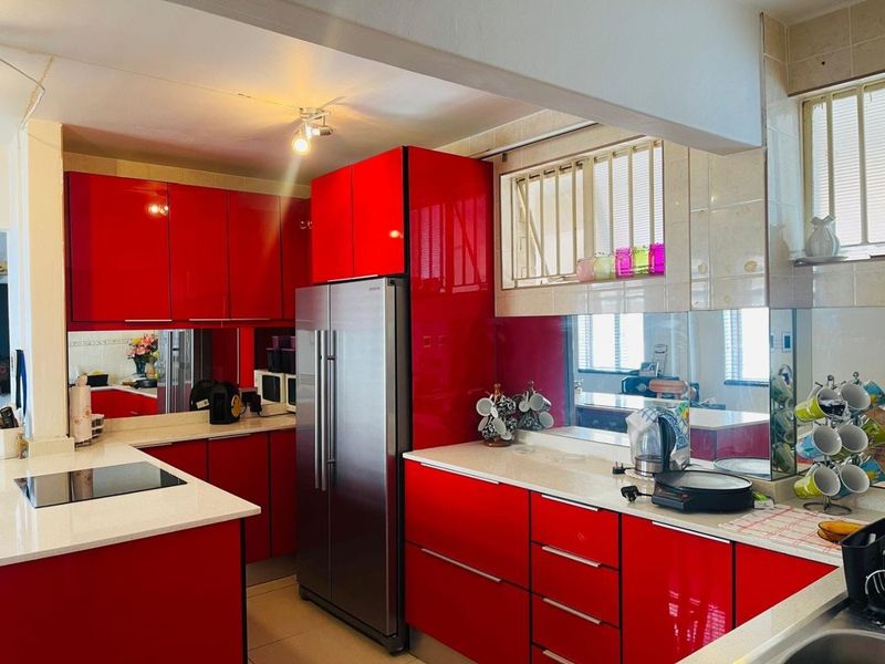 Modern Apartment for Sale – Prime Location Near the Beach - Photo 3