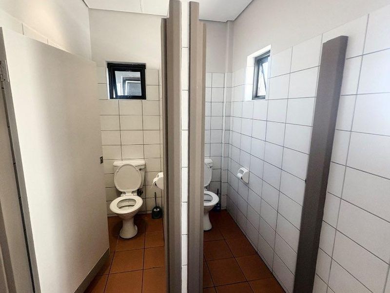 Office To Rent in Walvis Bay - Photo 9