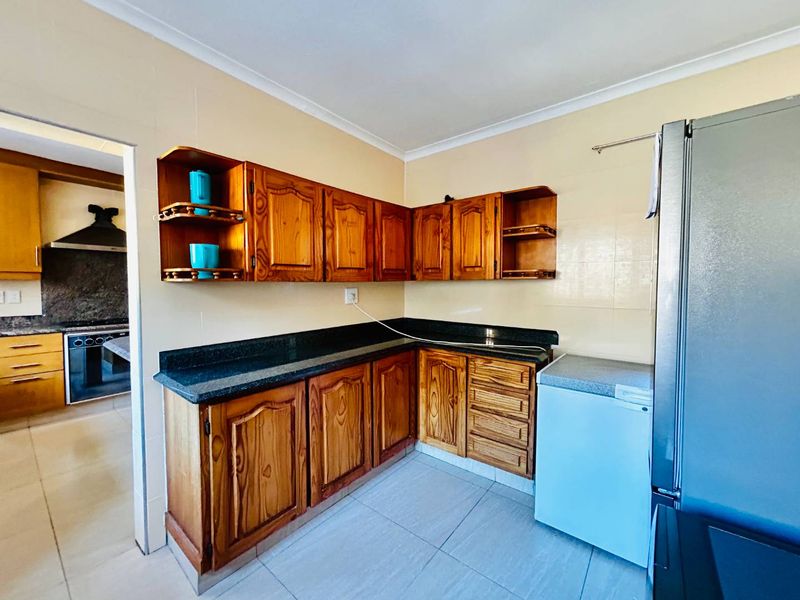 For Sale | The Wolds  | 4 Bedroom 2 Bathroom House - Photo 10
