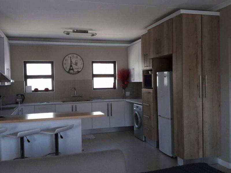 Rental @ Riverlet, Windhoek Central - Photo 2