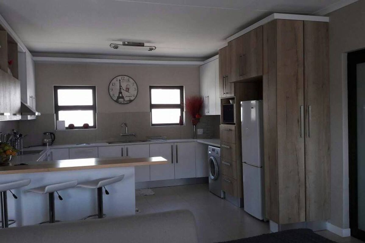 Rental @ Riverlet, Windhoek Central - Photo 2