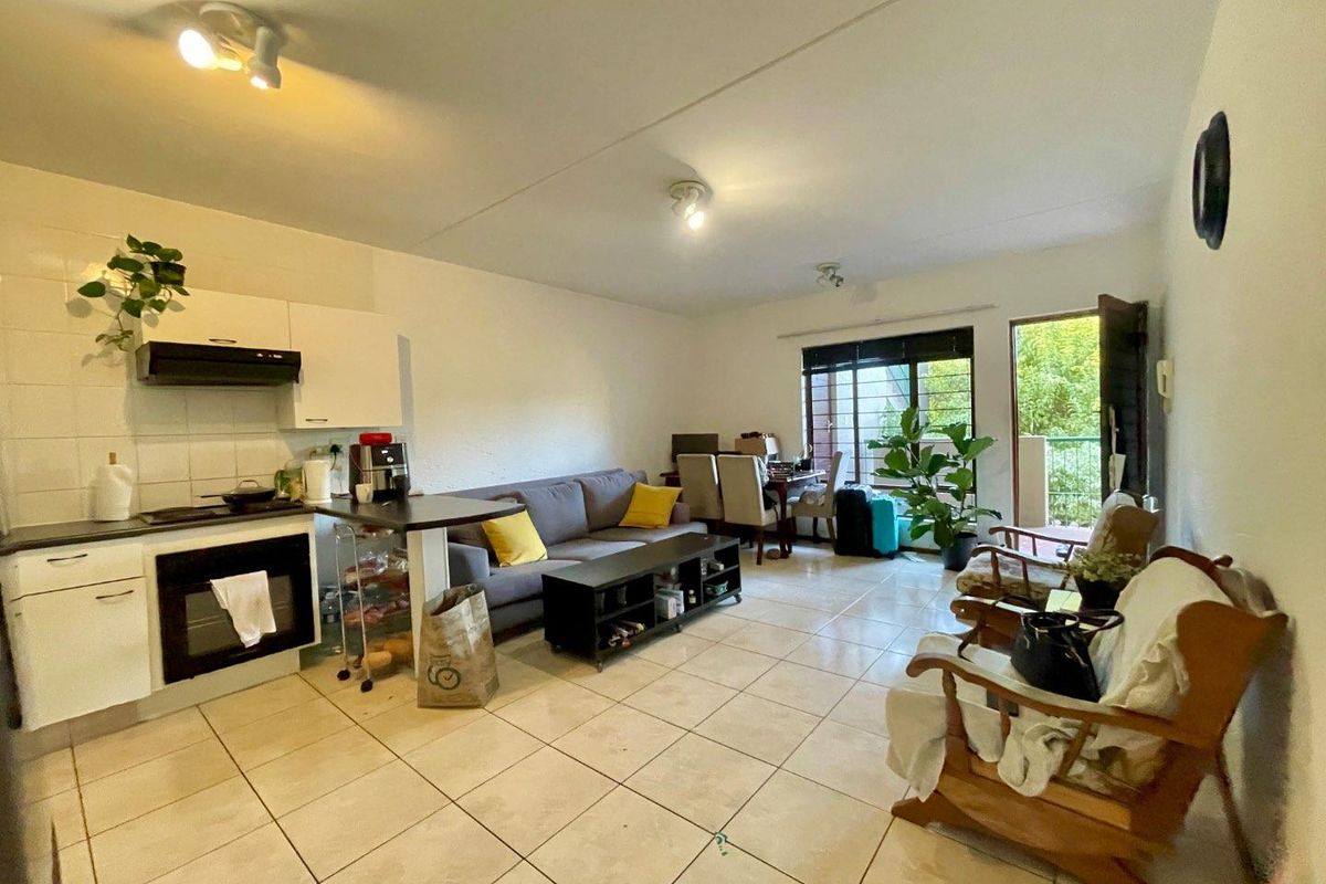 Stylish 1-Bedroom Apartment in Prime Sandton - Photo 4