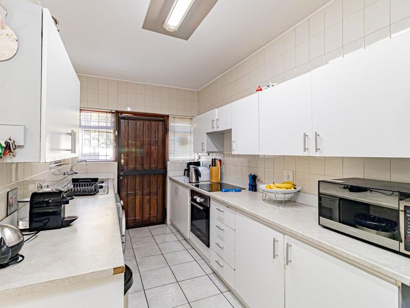 Stylish 3-Bedroom Townhouse in Secure Bryanston Estate | Living Meets Nature - Photo 7