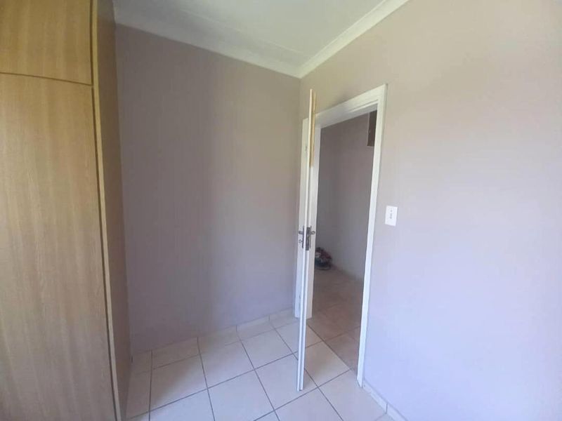 Renovation/Fixer-upper Opportunity  - well located - Prime Vineta - Photo 9