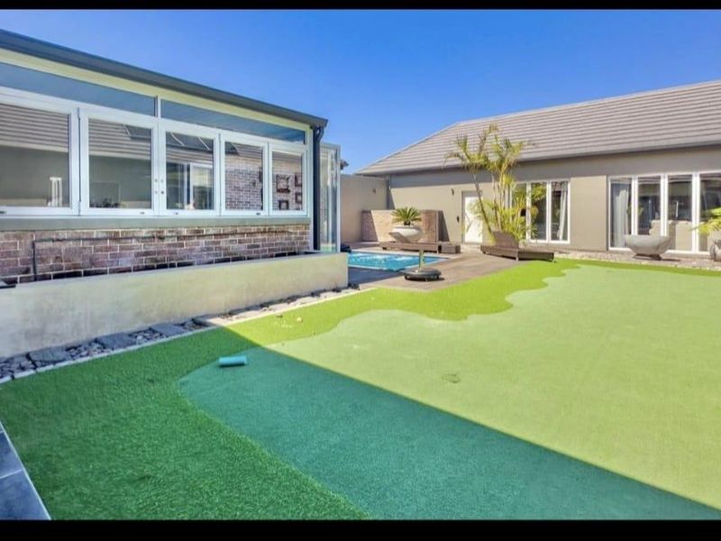 Luxury Coastal living in Num Num Estate, Hartenbos - Photo 3