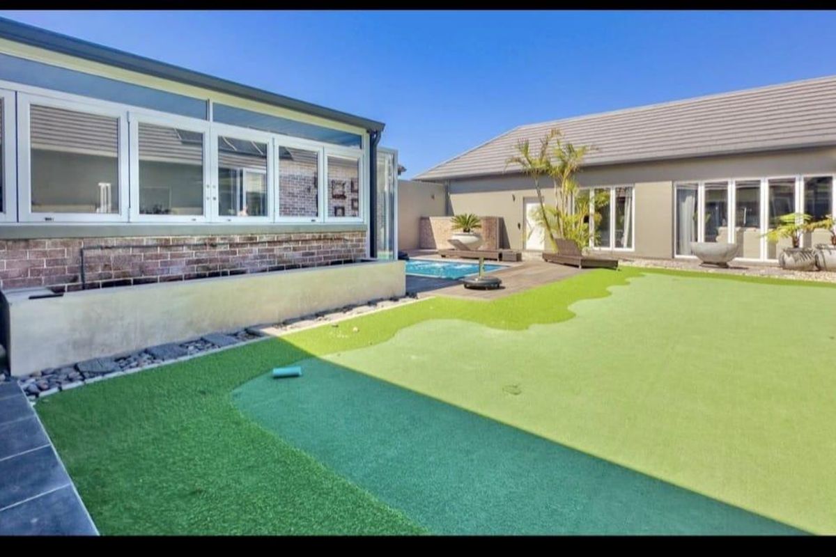 Luxury Coastal living in Num Num Estate, Hartenbos - Photo 3