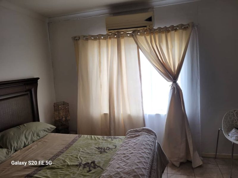 House for Sale-Okahandja - Photo 6