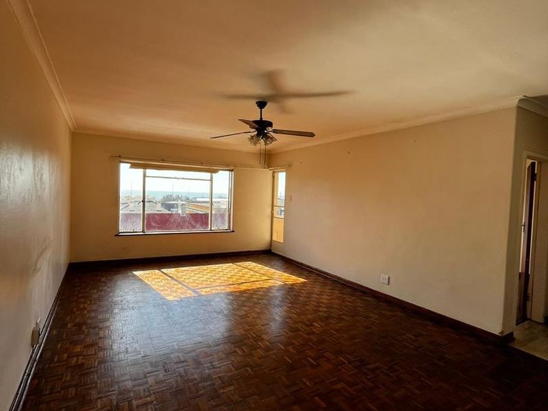 2 Bedroom Apartment in the heart of North End - Photo 8