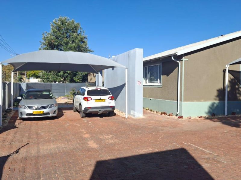 To Let: Office space in Eros - Photo 3