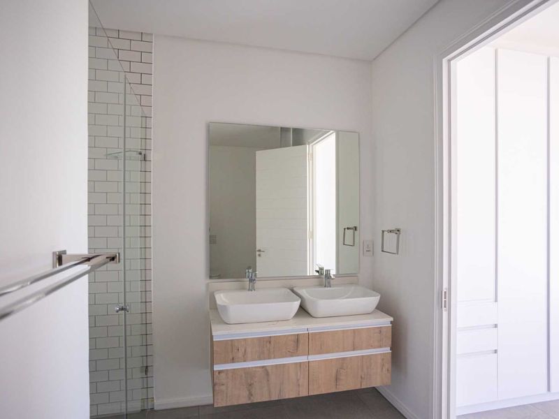 Two-bedroom apartment in the vibrant hub of Val de Vie Estate - Photo 8