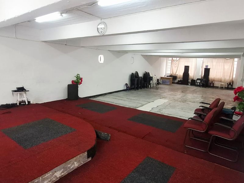 **Versatile Commercial Spaces Available for Workshops, Churches, Colleges, Creches** - Photo 7