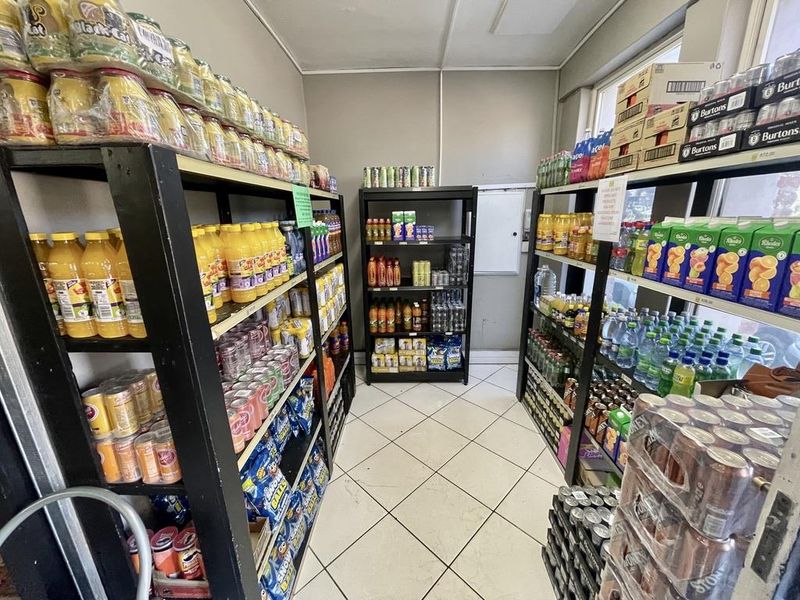90m2 Retail Space To Let | Prime Durban North - Photo 6