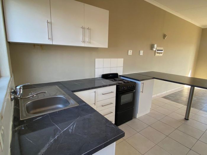 Property #2465172, Apartment For Sale in Otjomuise