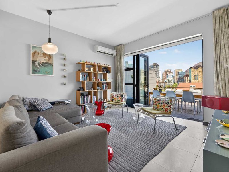 Prime Location & Stunning Views - A tranquil Oasis in Green Point Awaits! - Photo 9