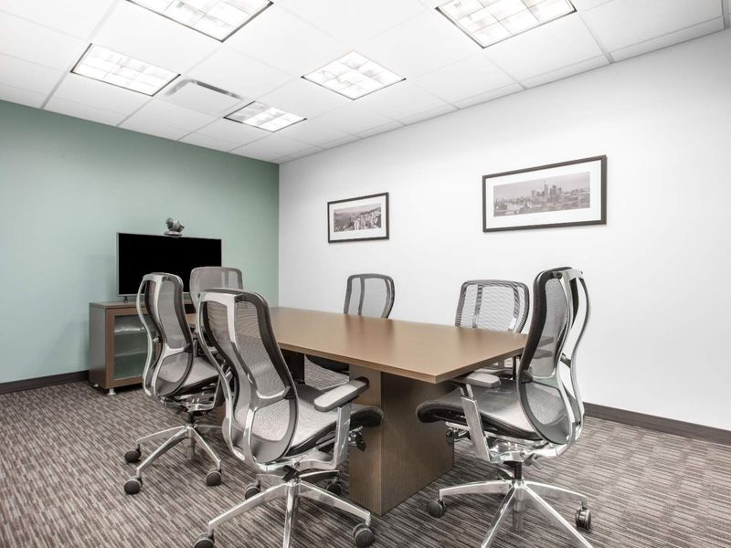 All-inclusive access to professional office space 15 persons in Regus Olive Wood. - Photo 5