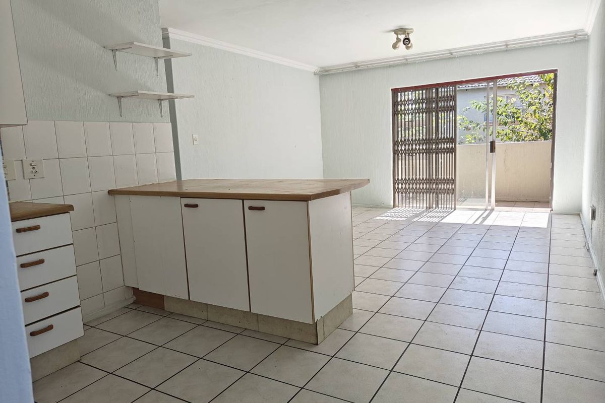 2 Bedroom Apartment for Sale in Vorna Valley - Midrand. - Photo 4