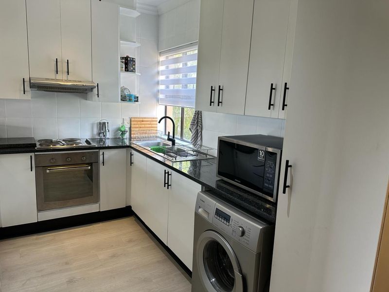 STUNNING NEWLY RENOVATED APARTMENT CORNER UNIT - Photo 6