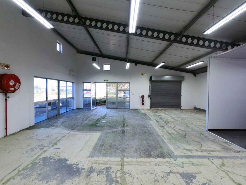Mixed-Use Storage Unit Available For Rent - Montague Gardens - Photo 8