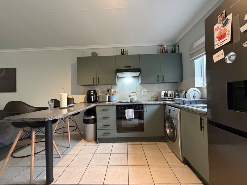 Modern Townhouse for Sale in Greenstone Hill, Edenvale - Photo 6