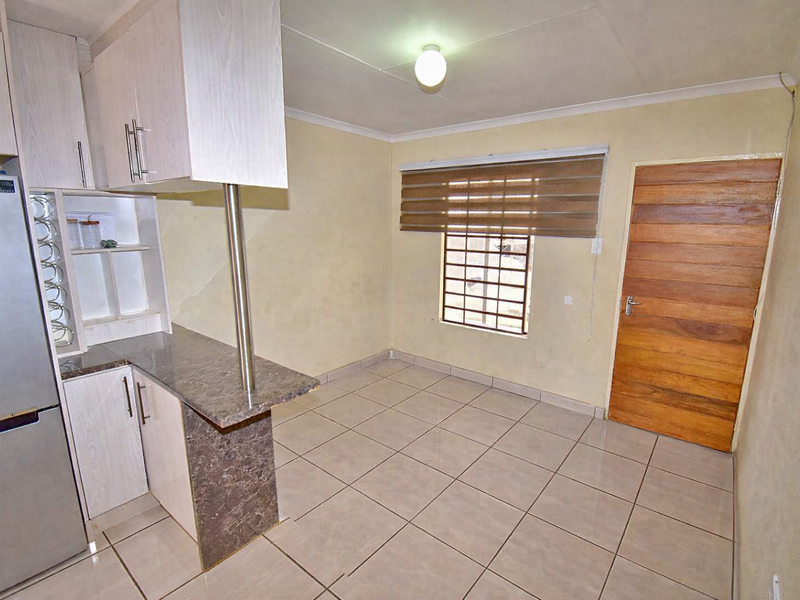 Secure Living - Photo 5