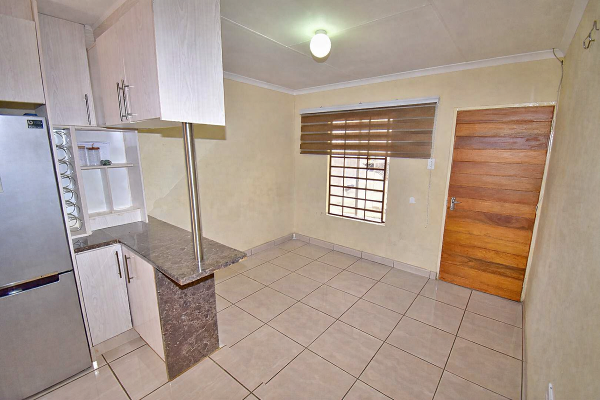 Secure Living - Photo 5