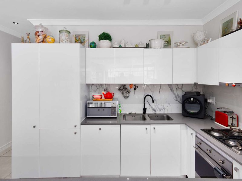 North-Facing & Naturally Bright - Photo 9