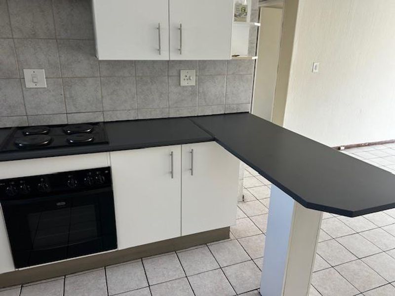 First Floor Apartment for Sale - Photo 6