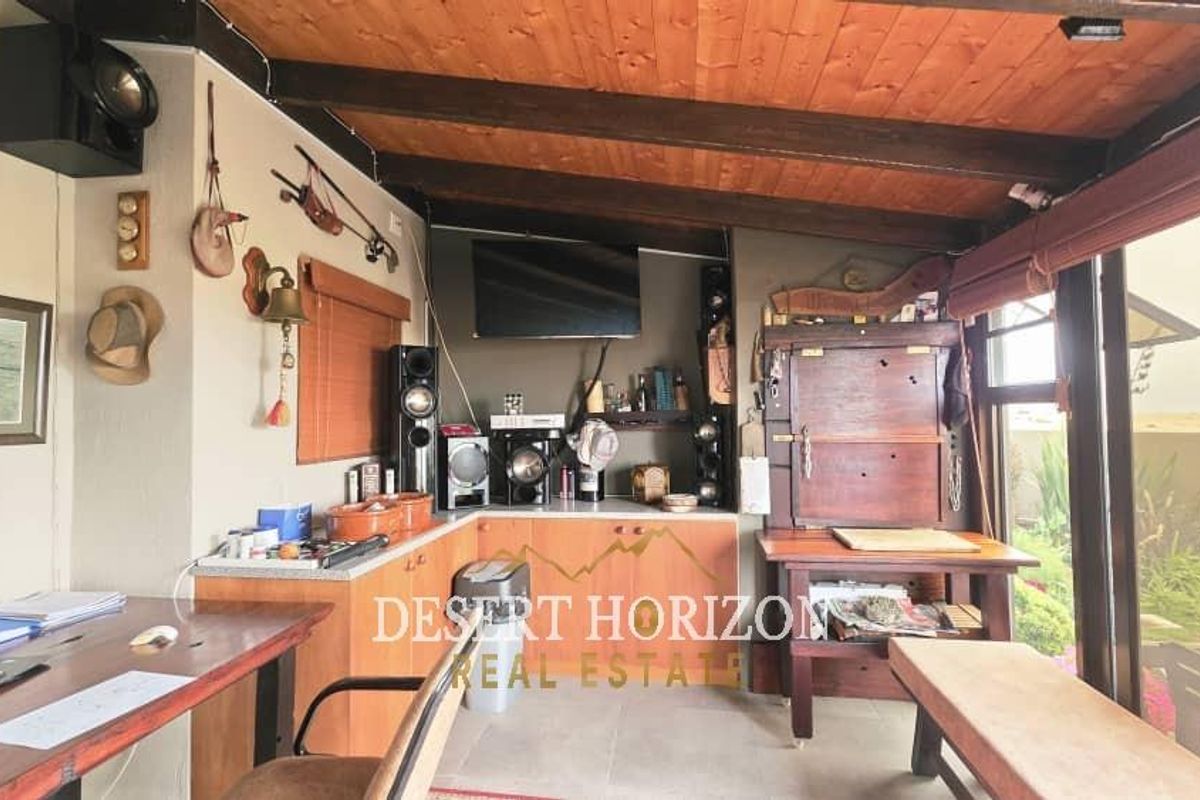 Swakopmund , Ocean View | Potential Property for Sale – Ideal Family Home with Separate Flat - Photo 2