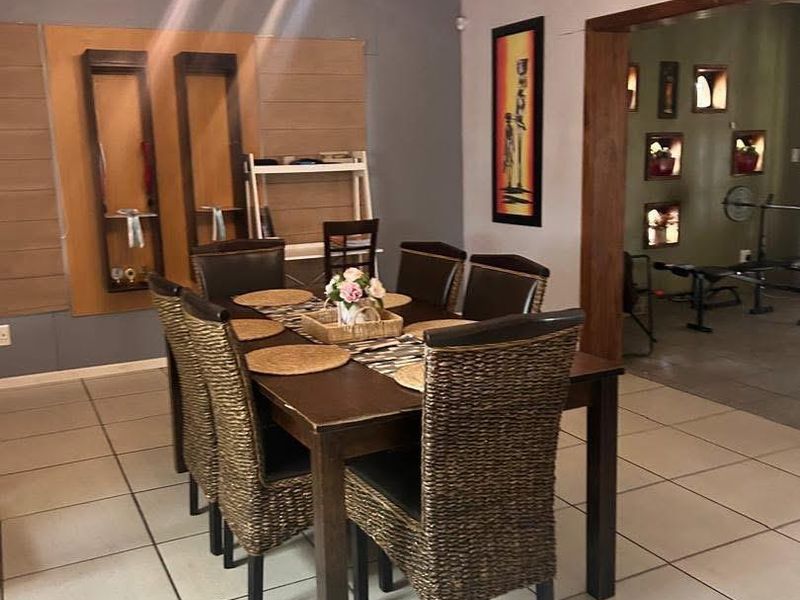 A beautiful 4 Bedroom House for sale in Otjiwarongo, Town. - Photo 5