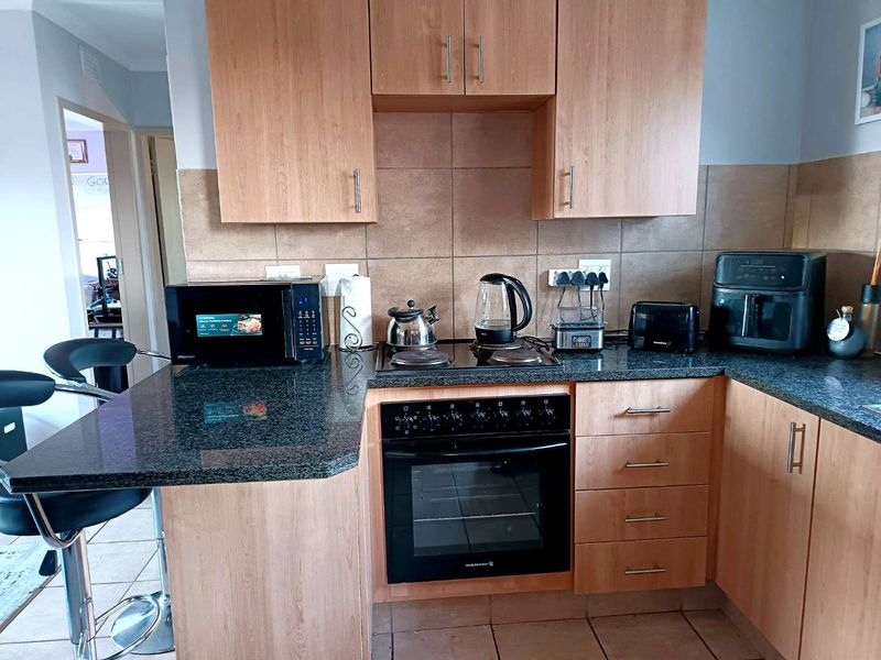 2 Bedroom Apartment for Sale in Olympus, Pretoria - Photo 3