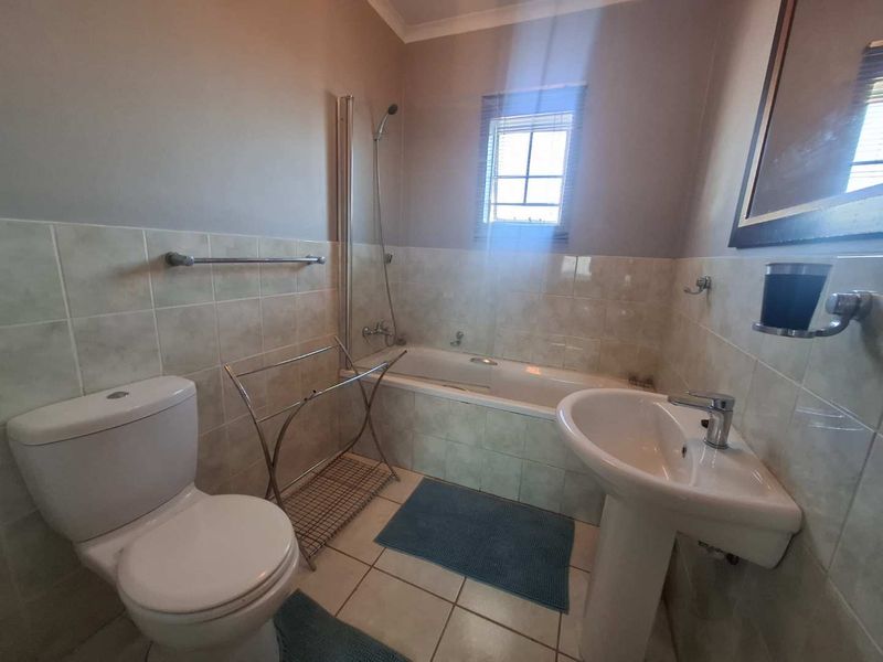 Affordable free standing home in Avis - Photo 3