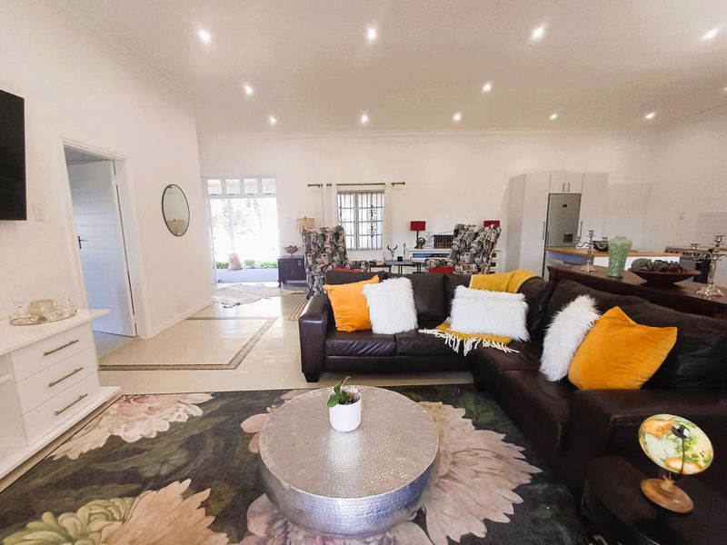 FOR RENT  |  ASSAGAY  |  Queensbridge Estate  |  1 Bedroom Furnished Cottage - Photo 9